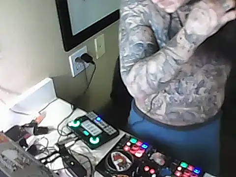 justthetip4209 online show from 13, 3, 2025