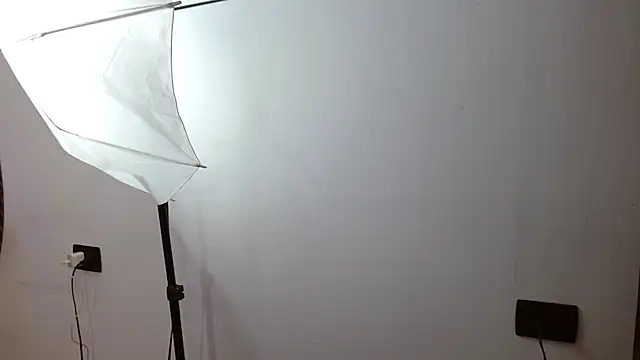 Snapshot of Charlot_Vega_ chatting on 9, 3, 2025 Charlot Vega online show from 9, 3, 2025