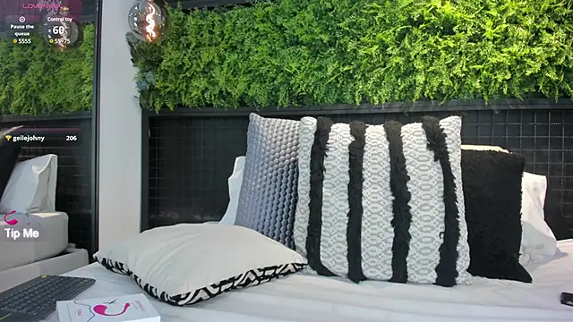 Blue Angell online show from 6, 3, 2025