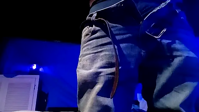 hesjustafriend online show from 11, 1, 2026