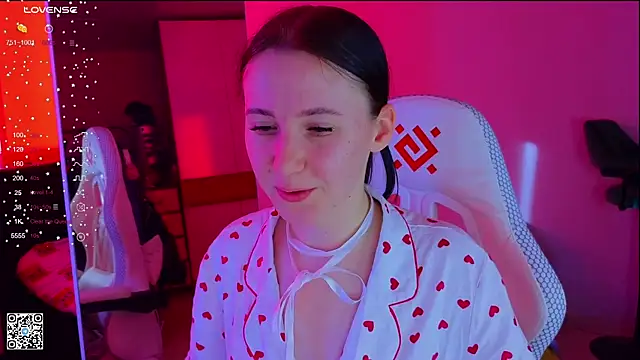 mon lola online show from 10, 3, 2025