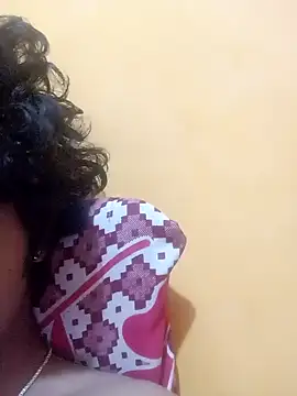 CosmicEmuu online show from 8, 1, 2025