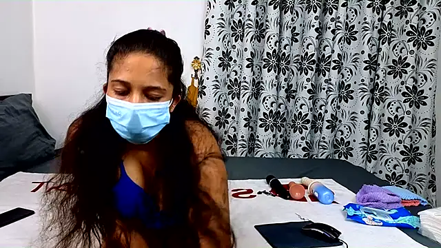 Snapshot of Tatoo_girl chatting on 7, 7, 2026 Tatoo girl online show from 7, 7, 2026