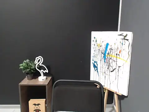 mini girly online show from 14, 1, 2025