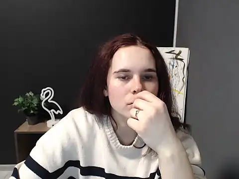 mini girly online show from 21, 1, 2025