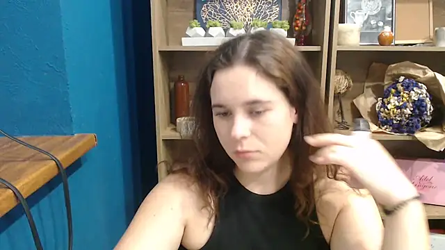 mini girly online show from 24, 9, 2025