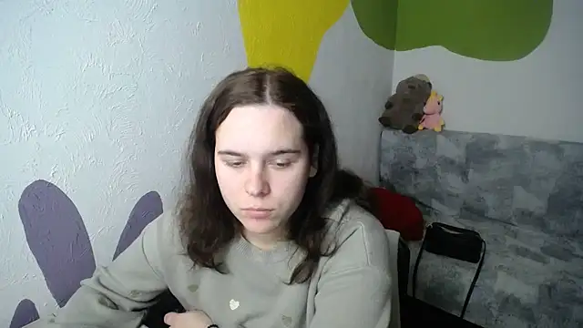 mini girly online show from 28, 10, 2025