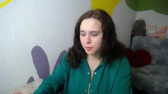 mini girly online show from 4, 11, 2025