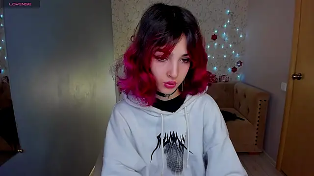 Snapshot of Ink__pleasure chatting on 8, 1, 2025 Ink pleasure online show from 8, 1, 2025