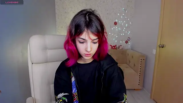 Snapshot of Ink__pleasure chatting on 12, 1, 2025 Ink pleasure online show from 12, 1, 2025