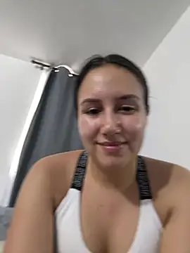 Jullya x online show from 8, 4, 2026