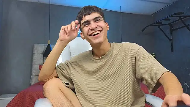 Tommy18   online show from 20, 2, 2025