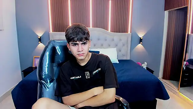 Tommy18   online show from 15, 11, 2025