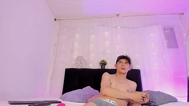 Bonny and carrot online show from 22, 10, 2025