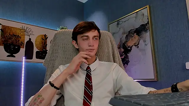 John Weasley online show from 30, 11, 2025