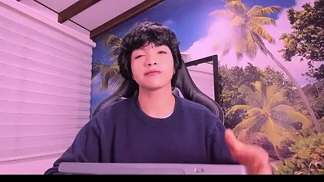 AllanYong18 online show from 9, 2, 2025