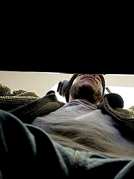 Snapshot of MrDaddyBbSnake chatting on 20, 2, 2025 MrDaddyBbSnake online show from 20, 2, 2025