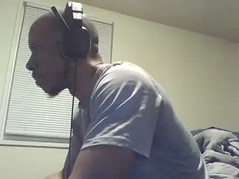 Snapshot of MrDaddyBbSnake chatting on 7, 3, 2025 MrDaddyBbSnake online show from 7, 3, 2025