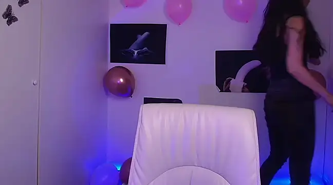 Snapshot of Amalia_amor chatting on 18, 2, 2025 Amalia amor online show from 18, 2, 2025