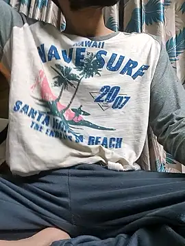 TOPMOON001 online show from 16, 1, 2026