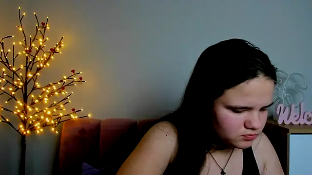 AdeleCruz online show from 17, 2, 2025