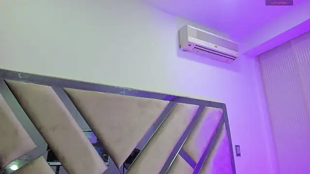 kathy bakerr online show from 22, 3, 2026