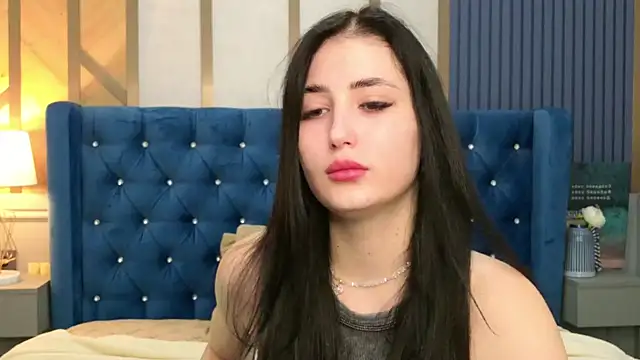 Snapshot of EmmaLawrens chatting on 19, 9, 2025 EmmaLawrens online show from 19, 9, 2025