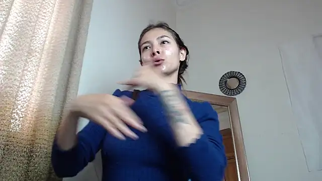 Snapshot of Aleska_Miami chatting on 19, 9, 2025 Aleska Miami online show from 19, 9, 2025
