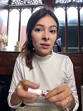 Snapshot of Aleska_Miami chatting on 28, 5, 2026 Aleska Miami online show from 28, 5, 2026