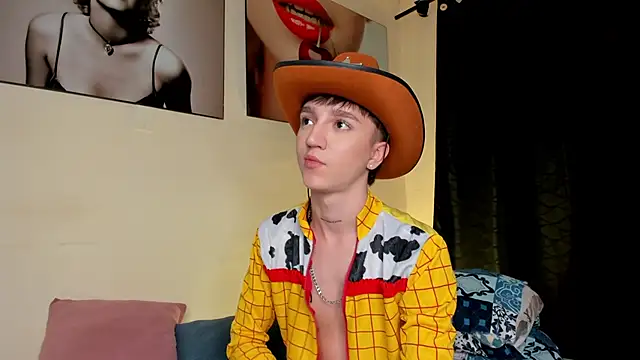 Snapshot of jeremy_salvatore chatting on 15, 1, 2025 jeremy salvatore online show from 15, 1, 2025