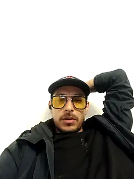 Snapshot of tony-camargo chatting on 10, 1, 2025 tony-camargo online show from 10, 1, 2025