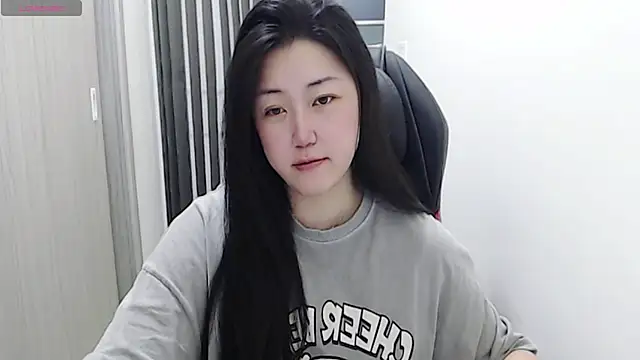 Snapshot of minnie9009 chatting on 21, 3, 2025 minnie9009 online show from 21, 3, 2025