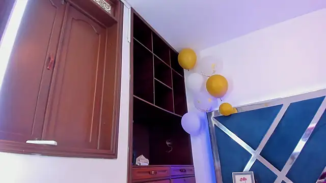 LucineArias online show from 5, 12, 2025