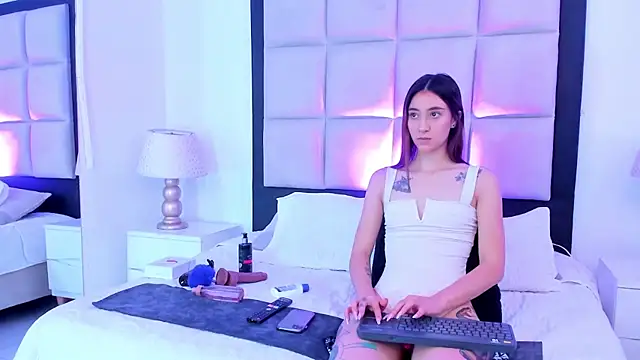 MeganPresleyy online show from 6, 3, 2025