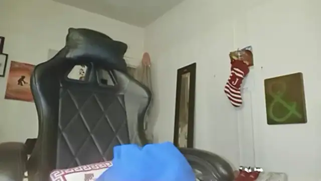 Snapshot of BaByArM81 chatting on 29, 10, 2025 BaByArM81 online show from 29, 10, 2025