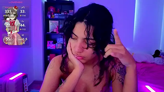 Lovelyamyy online show from 9, 7, 2026