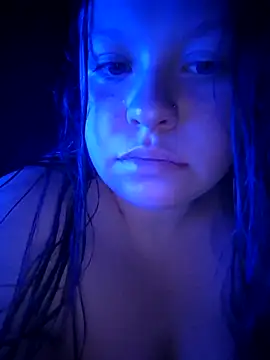 Snapshot of Laurajade9 chatting on 9, 1, 2025 Laurajade9 online show from 9, 1, 2025