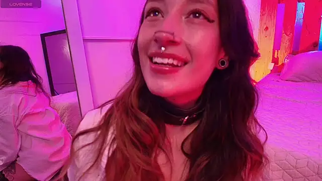 coral jonesss online show from 3, 10, 2025