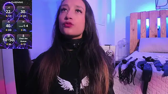 coral jonesss online show from 24, 3, 2026