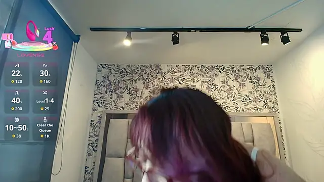 Victoria Adamns online show from 2, 3, 2026