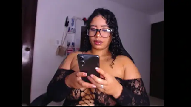 leslycarsson online show from 16, 11, 2025