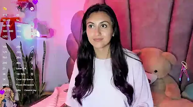 Snapshot of sweetfoxy_17 chatting on 1, 2, 2025 sweetfoxy 17 online show from 1, 2, 2025