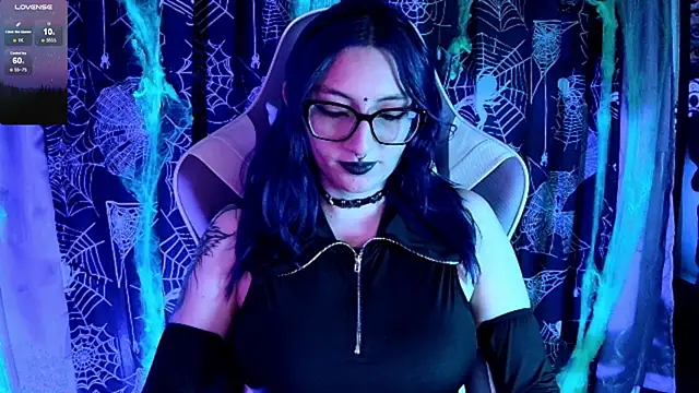 Snapshot of Kimlennox_ chatting on 28, 10, 2025 Kimlennox online show from 28, 10, 2025