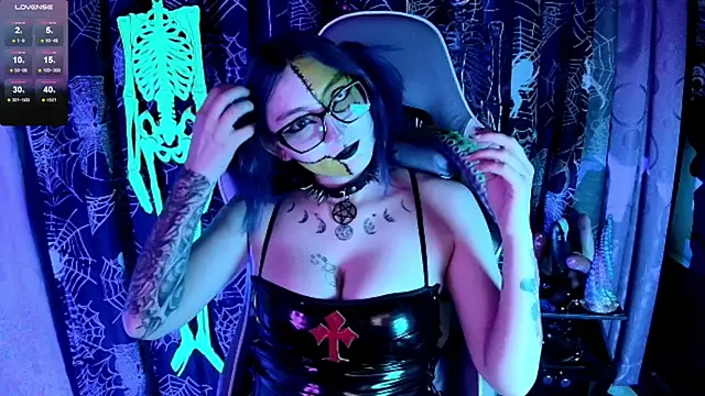 Snapshot of Kimlennox_ chatting on 15, 11, 2025 Kimlennox online show from 15, 11, 2025