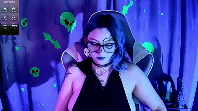 Snapshot of Kimlennox_ chatting on 1, 12, 2025 Kimlennox online show from 1, 12, 2025