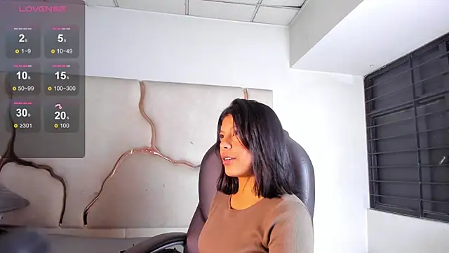 Salmaportman69 online show from 12, 6, 2026