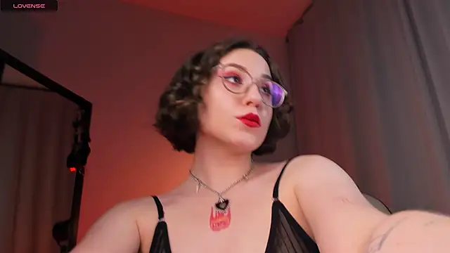 Snapshot of Eva_Moss_ chatting on 19, 2, 2025 Eva Moss online show from 19, 2, 2025