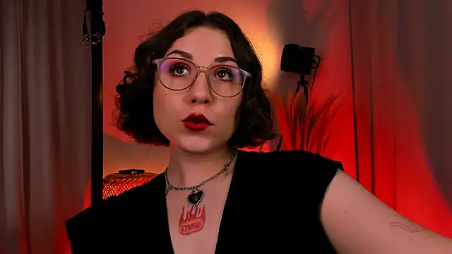 Snapshot of Eva_Moss_ chatting on 12, 3, 2025 Eva Moss online show from 12, 3, 2025