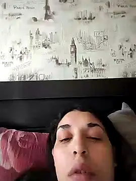 Snapshot of Rosanna_Rennie chatting on 7, 3, 2025 Rosanna Rennie online show from 7, 3, 2025