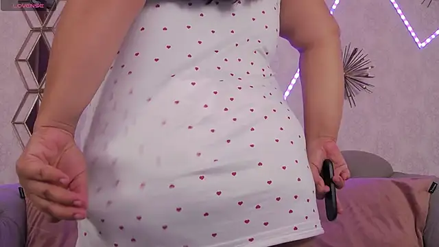 BustyEva  online show from 19, 9, 2025